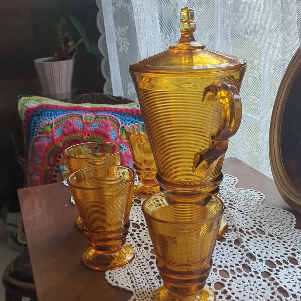 Indiana Depression Glass Old English Threading Amber Pitcher with 4 Glasses